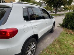 Vit Begagnad 2015 VW Tiguan SUV | 119 000 kr (Bra pris)