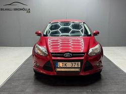 Röd Begagnad 2012 Ford Focus Titanium Kombi | 49 900 kr (Marknadspris)