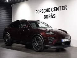 Mörkröd (red) Begagnad 2024 Porsche Macan SUV | 1 149 000 kr (Marknadspris)