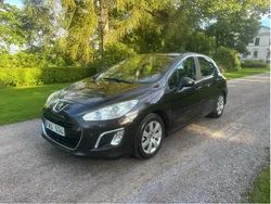 Brun Begagnad 2012 Peugeot 308 Halvkombi | 32 500 kr (Marknadspris)