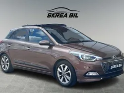 Brun Begagnad 2016 Hyundai i20 Premium Halvkombi | 79 900 kr (Marknadspris)
