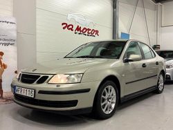 Ljusgul Begagnad 2004 Saab 9-3 Linear Sedan | 29 900 kr (Marknadspris)