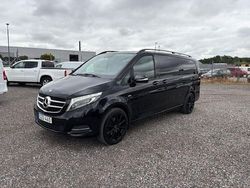 Svart Begagnad 2016 Mercedes V250 Minibuss | 299 000 kr (Marknadspris)