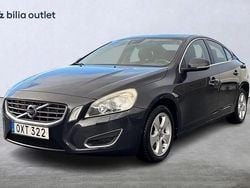 Grå Begagnad 2012 Volvo S60 Momentum Sedan | 99 900 kr (Marknadspris)