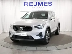 Silver Begagnad 2023 Volvo XC40 Plus SUV | 389 500 kr (Bra pris)