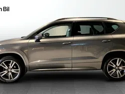 Mörkgrå Begagnad 2022 Seat Ateca FR SUV | 280 900 kr (Marknadspris)