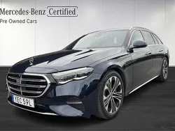 Mörkblå (blå) Begagnad 2024 Mercedes E300 Exclusive Kombi | 769 900 kr