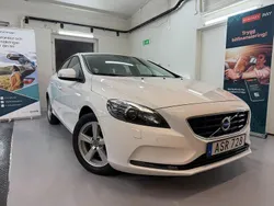 Vit Begagnad 2014 Volvo V40 Kinetic Kombi | 169 000 kr (Lite dyr)