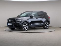 Svart Begagnad 2022 Volvo XC40 Core SUV | 329 000 kr