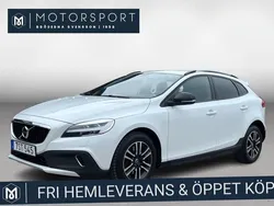 Vit Begagnad 2017 Volvo V40 CC Momentum Kombi | 174 900 kr (Lite dyr)