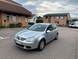 Silver Begagnad 2007 VW Golf V Trendline Halvkombi | 38 500 kr (Marknadspris)