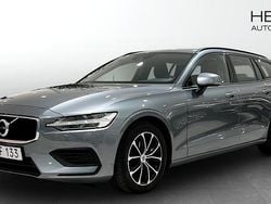 Grå (grey) Begagnad 2018 Volvo V60 Momentum Kombi | 199 900 kr (Dyr)