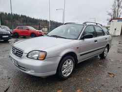 Ljusgrå Begagnad 2000 Suzuki Baleno Kombi | 19 900 kr