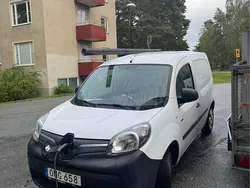 Vit Begagnad 2018 Renault Kangoo Minibuss | 74 999 kr (Marknadspris)