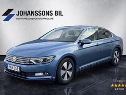 Blå Begagnad 2015 VW Passat Sedan | 129 900 kr (Marknadspris)