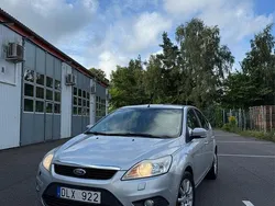 Grå Begagnad 2011 Ford Focus Trend Halvkombi | 24 900 kr (Marknadspris)