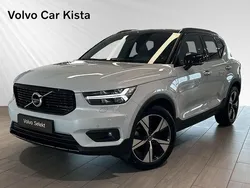 Silver Begagnad 2022 Volvo XC40 R-Design SUV | 389 900 kr (Marknadspris)