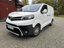 Vit Begagnad 2018 Toyota Proace Van | 149 000 kr (Bra pris)