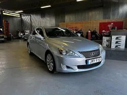 Silver Begagnad 2008 Lexus IS250 Luxury Line Sedan | 85 000 kr (Lite dyr)