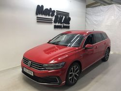 Röd Begagnad 2020 VW Passat GTE Kombi | 279 900 kr (Lite dyr)