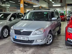 Silver Begagnad 2010 Skoda Roomster Kombi | 39 999 kr (Marknadspris)