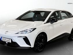 Vit (white) Begagnad 2022 MG MG4 EV Halvkombi | 214 900 kr (Superpris)
