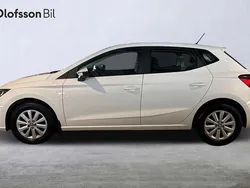 Vit Begagnad 2019 Seat Ibiza Style Halvkombi | 139 900 kr (Marknadspris)