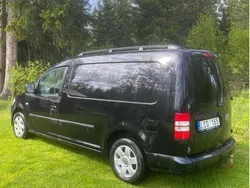 Svart Begagnad 2011 VW Caddy Maxi Minibuss | 32 000 kr (Superpris)