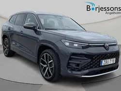Grå Begagnad 2025 VW Tayron R-line SUV | 619 000 kr