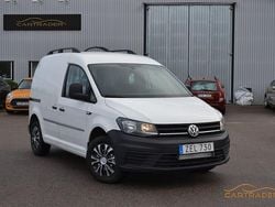 Vit Begagnad 2018 VW Caddy Minibuss | 69 900 kr (Superpris)