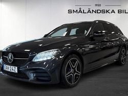 Grå Begagnad 2021 Mercedes C300e AMG line Kombi | 309 000 kr (Marknadspris)