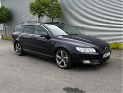 Blå Begagnad 2016 Volvo V70 Momentum Kombi | 117 500 kr (Marknadspris)