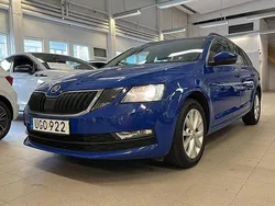 Blå Begagnad 2020 Skoda Octavia Ambition Kombi | 169 900 kr (Bra pris)