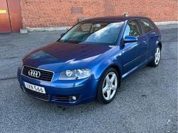 Blå Begagnad 2004 Audi A3 Comfort Halvkombi | 52 000 kr (Lite dyr)