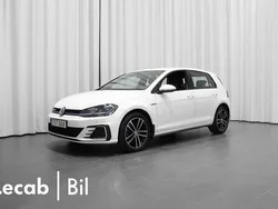 Vit (pure white) Begagnad 2020 VW Golf VIII GTE Kombi | 224 500 kr (Bra pris)
