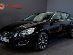 Svart Begagnad 2011 Volvo V60 Momentum Kombi | 109 900 kr (Bra pris)