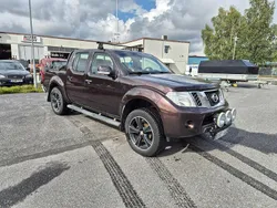 Brun Begagnad 2011 Nissan Navara Pickup | 95 000 kr (Marknadspris)