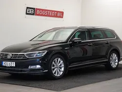 Svart (deep black pärleffekt) Begagnad 2016 VW Passat Business Kombi | 127 000 kr (Lite dyr)
