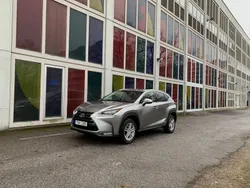 Lexus NX300h