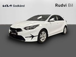 Vit Begagnad 2021 Kia Ceed Halvkombi | 199 900 kr (Marknadspris)