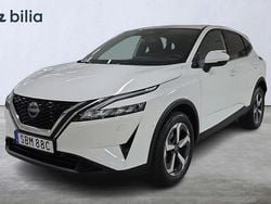 Vit Begagnad 2024 Nissan Qashqai N-Connecta SUV | 299 000 kr (Marknadspris)