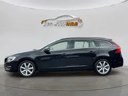 Svart Begagnad 2017 Volvo V60 Momentum Kombi | 164 900 kr (Marknadspris)