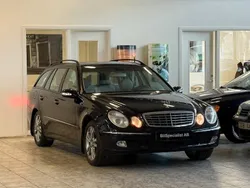 Blå Begagnad 2004 Mercedes E200 Kombi | 49 999 kr (Marknadspris)