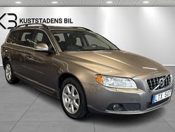 Grå Begagnad 2011 Volvo V70 Momentum Kombi | 89 900 kr (Marknadspris)