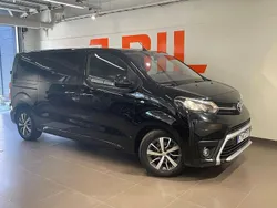 Svart Begagnad 2019 Toyota Proace Van | 149 900 kr (Marknadspris)
