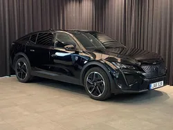 Svart Begagnad 2023 Peugeot 408 GT GTi SUV | 299 500 kr (Marknadspris)