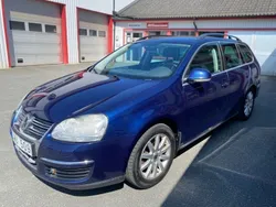 Mörkblå (blå) Begagnad 2009 VW Golf Kombi | 47 900 kr (Lite dyr)