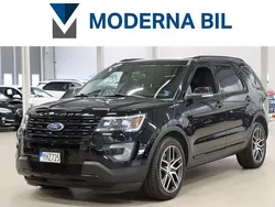 Svart Begagnad 2017 Ford Explorer Sport SUV | 279 900 kr