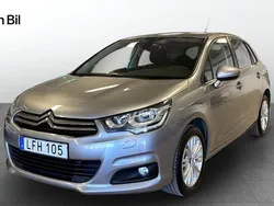 Silver Begagnad 2015 Citroën C4 Halvkombi | 79 500 kr (Marknadspris)
