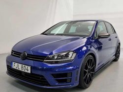Blå Begagnad 2014 VW Golf VII R Halvkombi | 240 000 kr (Lite dyr)